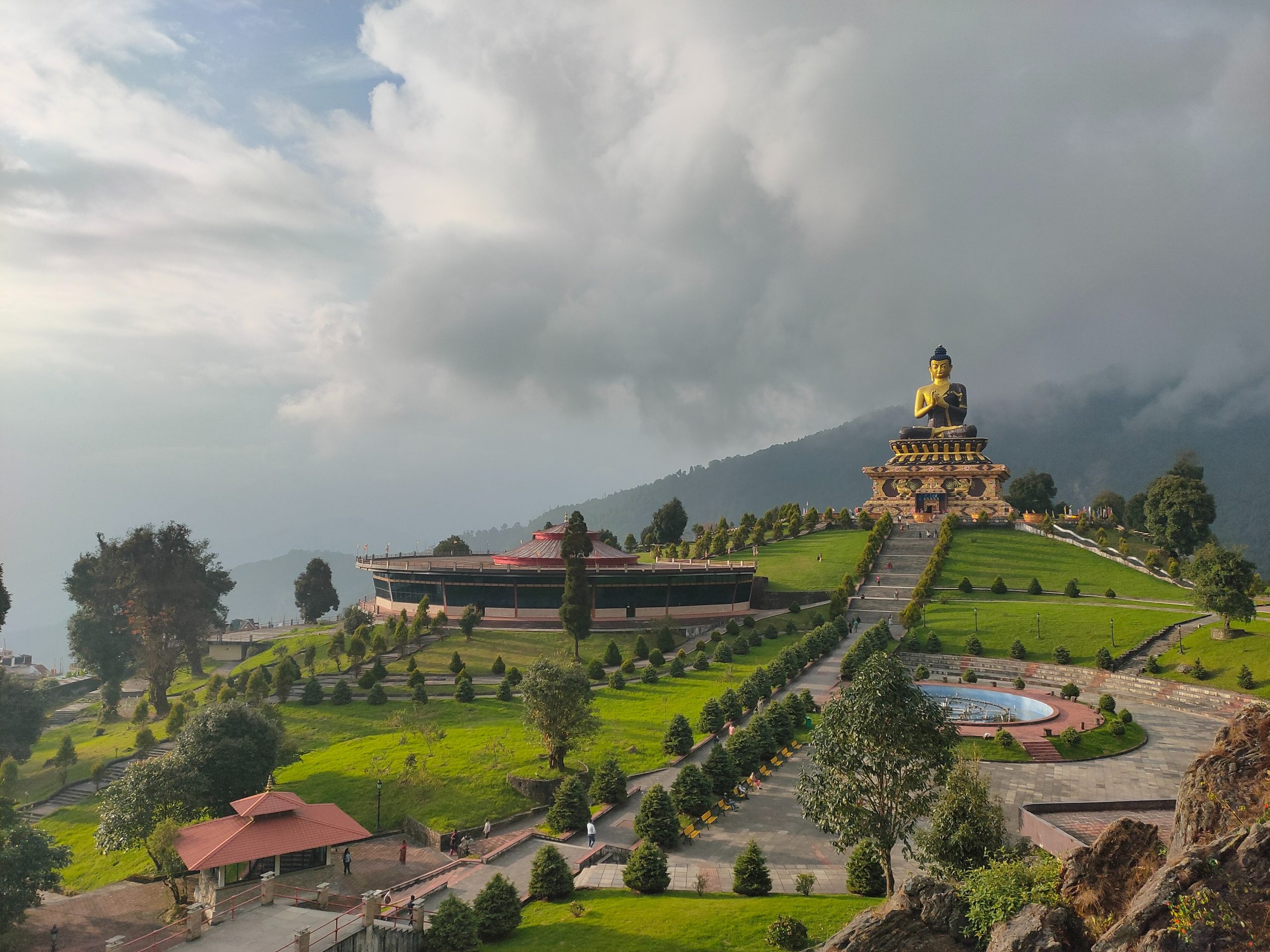india-buddah-park-dynamic-holidays